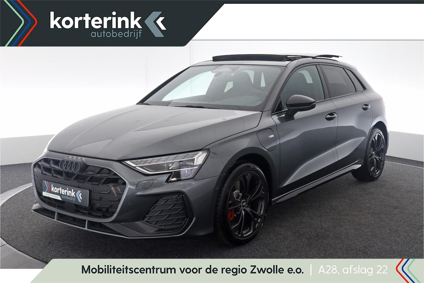 Audi A3 Sportback - 45 TFSI e S edition Competition 272PK S-Tronic S-Line, Pano-Schuifdak, Memorystoel, Achter - AutoWereld.nl