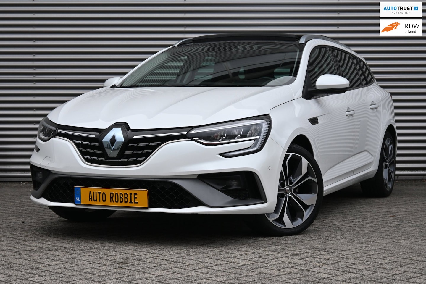 Renault Mégane Estate - 1.3 TCe 160-PK R.S. Line, Airco, Ecc, Camera, Panoramadak, - AutoWereld.nl