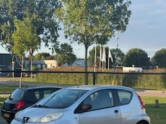 Peugeot 107 - 1.0-12V XR