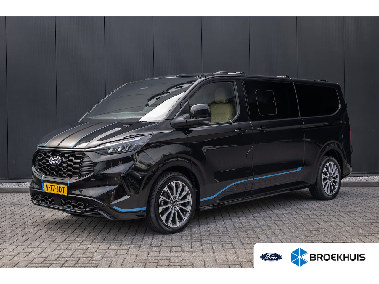 Ford Transit Custom - AWD ZWARTE HEMELBEKLEDING, LEDER, ZEER LUXE! - AutoWereld.nl
