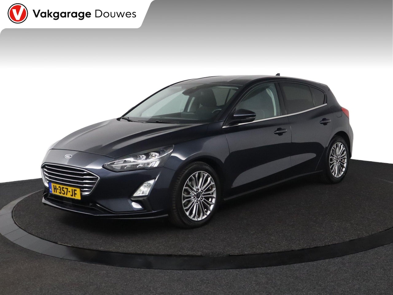 Ford Focus - 1.0 EcoBoost Titanium Business |NAP|Automaat|Winterpack - AutoWereld.nl