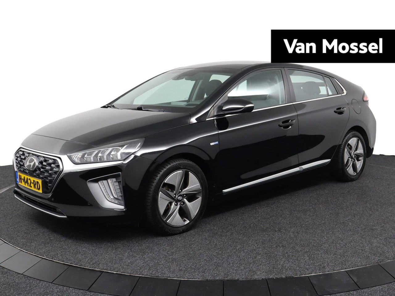 Hyundai IONIQ - 1.6 GDi Comfort - Plus Automaat | Apple Carplay/Android Auto | Navigatie | Achteruitrijcam - AutoWereld.nl