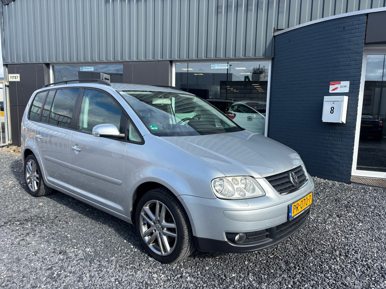 Volkswagen Touran - 1.6-16V FSI Trendline | Automaat | Airco | APK07-2027 - AutoWereld.nl