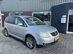 Volkswagen Touran - 1.6-16V FSI Trendline | Automaat | Airco | APK07-2027