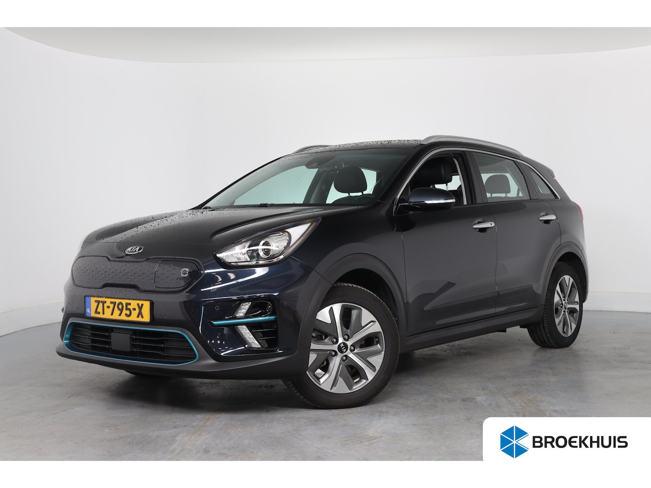 Kia e-Niro - DynamicLine 64 kWh | Dealer Onderhouden! | SOH 100% | Camera | Warmtepomp | Cruise Adaptiv - AutoWereld.nl