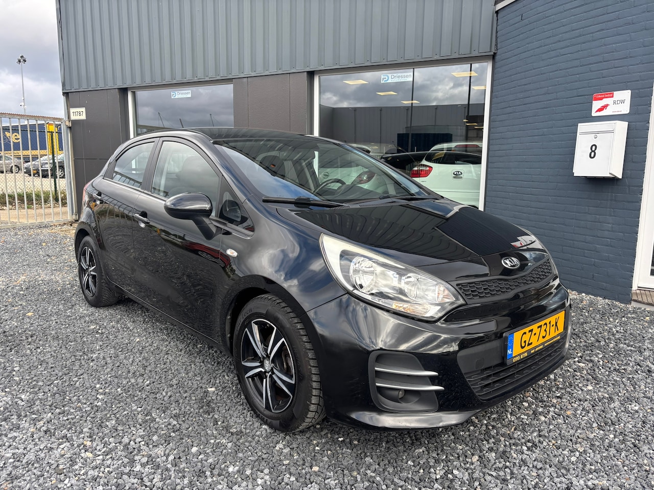 Kia Rio - 1.2 CVVT ComfortLine | Airco | Cruiscont. | APK 04-2027 - AutoWereld.nl