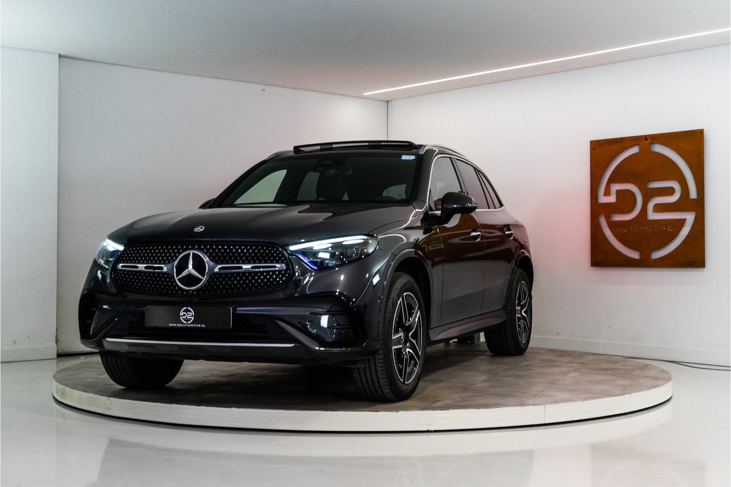 Mercedes-Benz GLC-klasse - 300e 4MATIC AMG Premium+ 313PK | Pano | Burmester | Sfeer | HUD | VOL! 12 MND Garantie - AutoWereld.nl