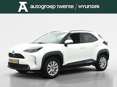 Toyota Yaris Cross - 1.5 Hybrid 115 Business | All season | Carplay navigatie | Camera | Adaptive cruise