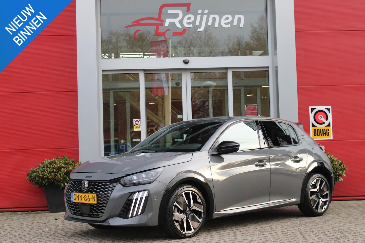 Peugeot 208 - Hybrid 145PK e-DCS6 GT PACK | PANORAMA DAK | ZWART DAK | ELEKTRISCH VERSTELBARE BESTUURDER - AutoWereld.nl