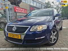 Volkswagen Passat - 2.0 FSI Comfortline APK ALTIJD ONDERH. FACTUREN AANW. NAP