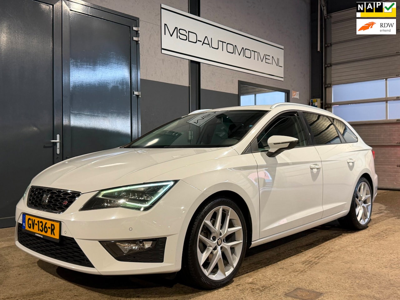 SEAT Leon ST - 1.4 TSI ACT FR Dynamic 150PK Navigatie NAP - AutoWereld.nl