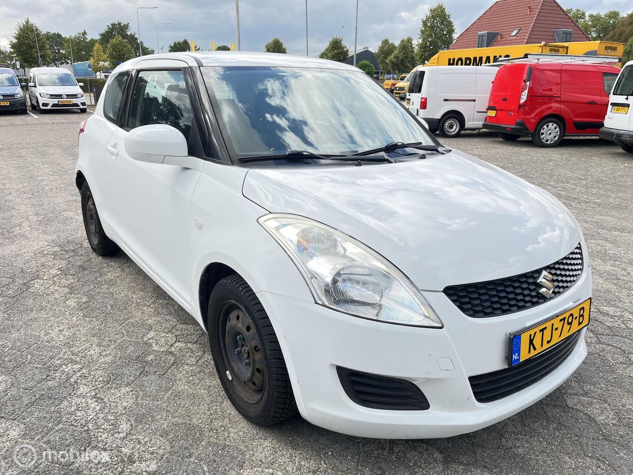 Suzuki Swift - 1.2 – Airco – ESP – PDC – APK 01/2027 – Zuinig - AutoWereld.nl
