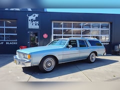 Pontiac Parisienne - Safari oldtimer V8 8-persoons | Caprice wagon cruiser estate