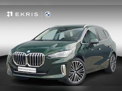 BMW 2-serie Active Tourer - 225e xDrive | Panoramadak | Harman Kardon | Elektrisch verstelbare stoelen | Trekhaak | Dr