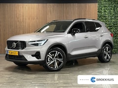 Volvo XC40 - B4 Plus Dark | Trekhaak | Harman Kardon | Bestuurdersstoel elektrisch geheugen | Adaptieve