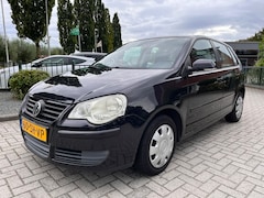 Volkswagen Polo - 1.4-16V Comfortline