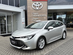 Toyota Corolla - 2.0 Hybrid Business Plus STOEL/STUURVERW ELEK-ACHTERKLEP KEYLESS AD-CRUISE DAB+ CAMERA LM