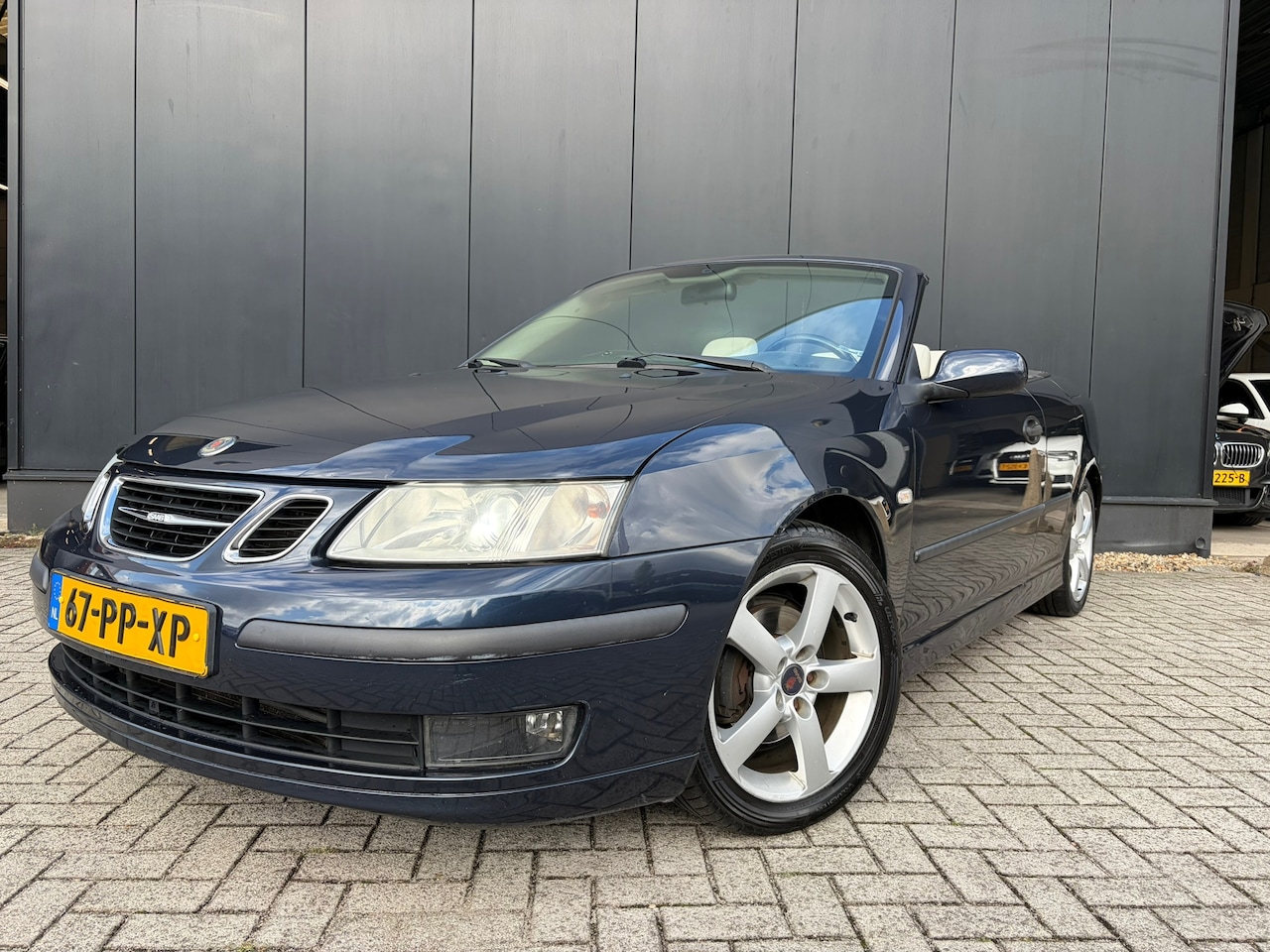 Saab 9-3 Cabrio - 2.0t Vector Aut/Leer/ElekDak/ - AutoWereld.nl