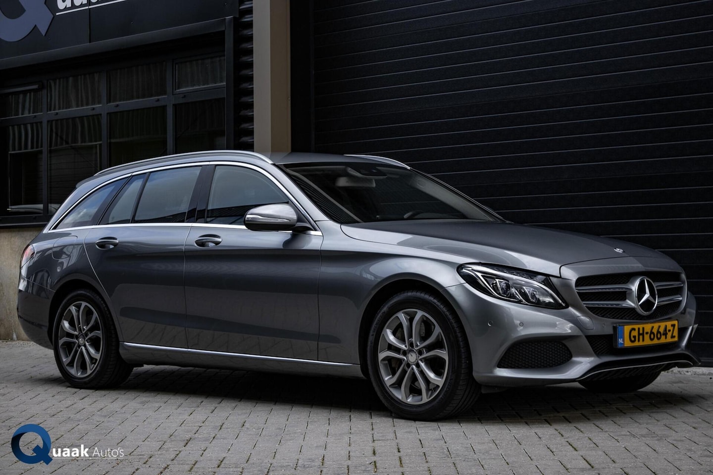 Mercedes-Benz C-klasse Estate - C350e | TREKHAAK | CAMERA | KEYLESS | STOELVERWARMING | COMPLEET - AutoWereld.nl
