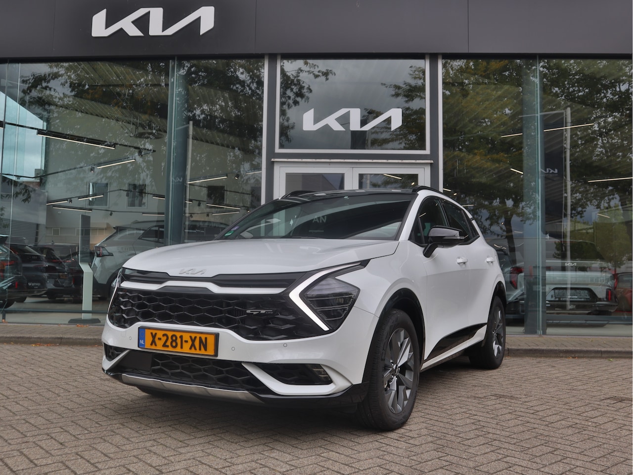 Kia Sportage - 1.6 T-GDi Hybrid GT-Line | Trekhaak | Pano Kantel/ Schuifdak | Dodehoekdetectie | Tot 10Jr - AutoWereld.nl