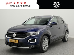 Volkswagen T-Roc - Style 1.5 TSI 150PK | Panoramadak | LED | Trekhaak | Climate Control | Navigatie