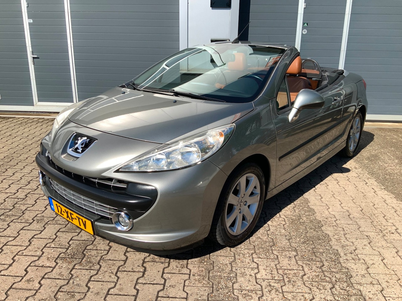 Peugeot 207 CC - 1.6 VTi Leder Climate PDC APK 9-2027 - AutoWereld.nl