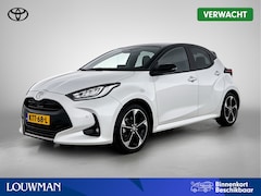 Toyota Yaris - 1.5 Hybrid 130 Launch Edition | Panoramadak | JBL | Head-Up Display | Dodehoek detectie |