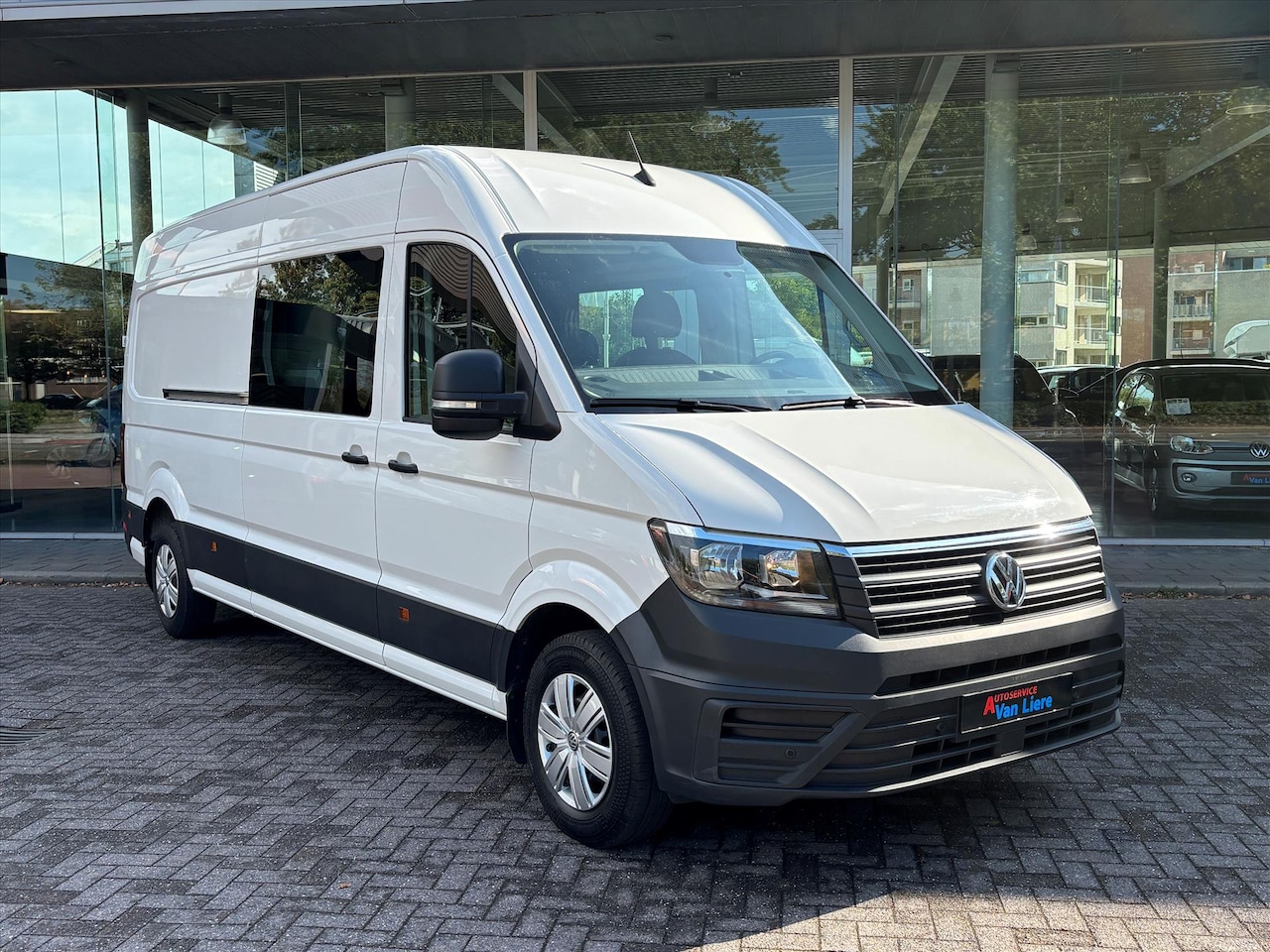 Volkswagen Crafter - 2.0 TDI 140pk L4H3 3500 FWD| 7 zits Dubbele Cabine| Trekhaak| Airco|Cruise control|Rijklaa - AutoWereld.nl