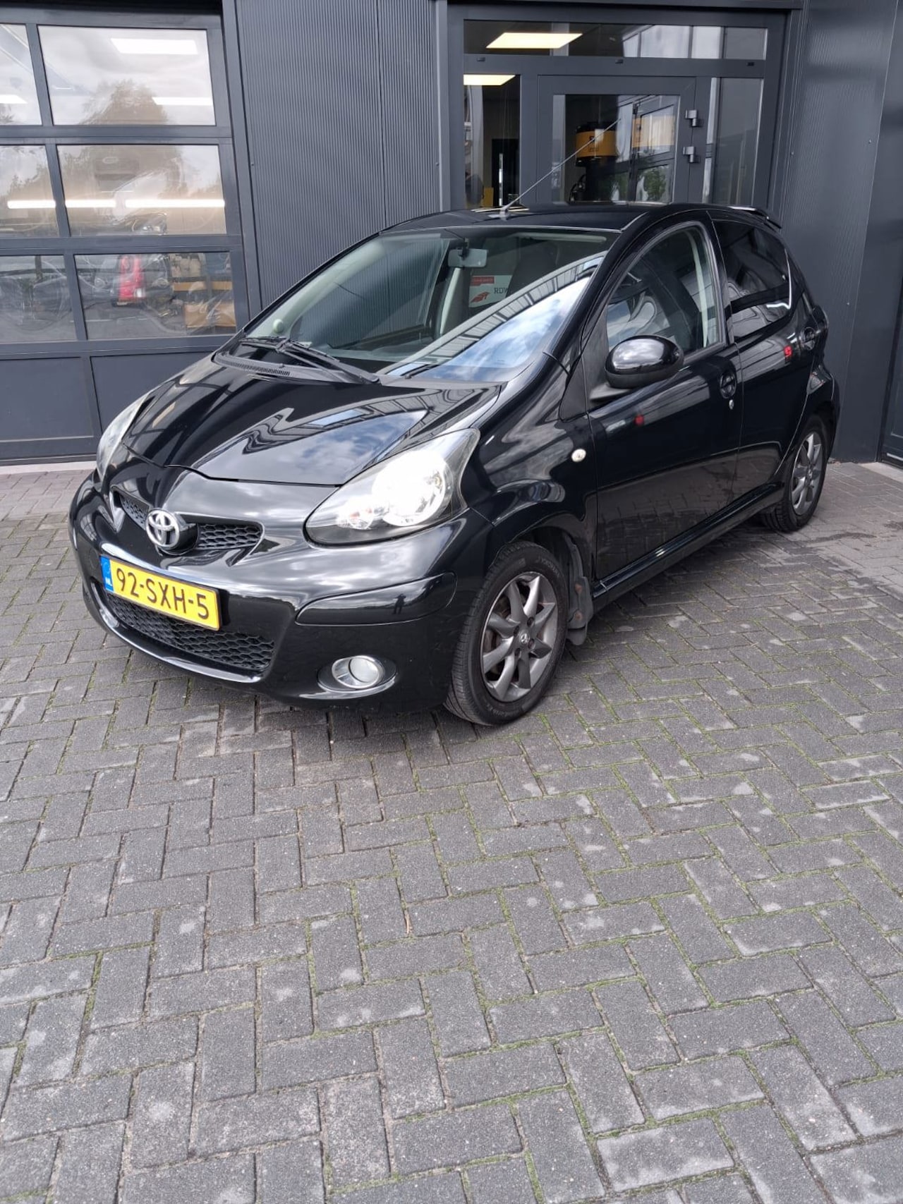 Toyota Aygo - 1.0-12V Dynamic Navigator 1.0-12V Dynamic Navigator - AutoWereld.nl