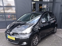 Toyota Aygo - 1.0-12V Dynamic Navigator