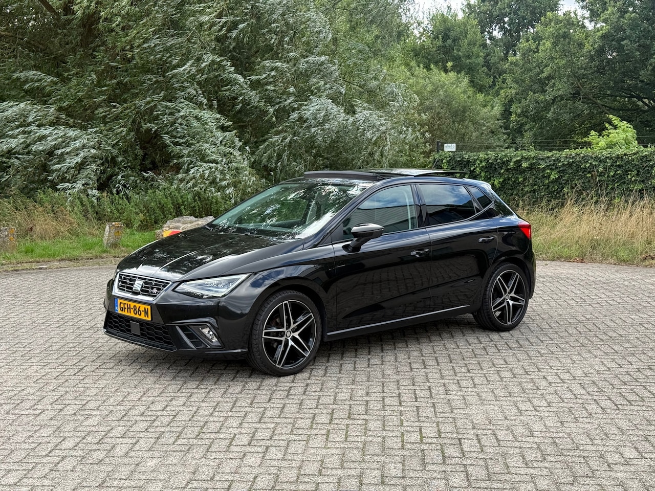 SEAT Ibiza - 1.0 TSI FR PANO I CARPLAY I PDC I CLIMA I ZEER MOOI I VIRTUAL DASH - AutoWereld.nl