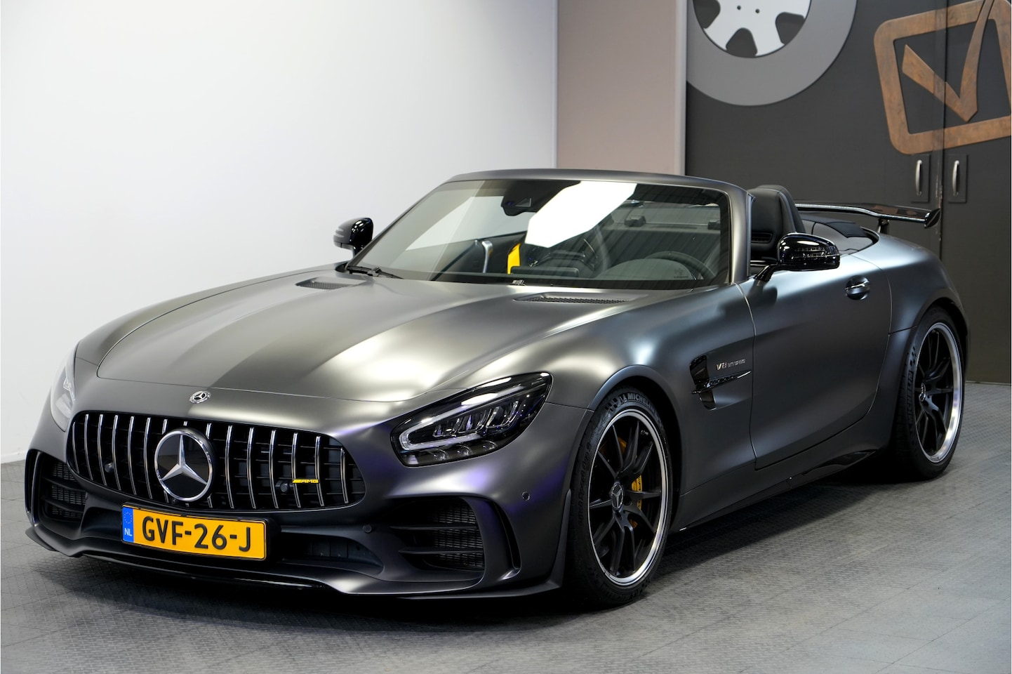 Mercedes-Benz AMG GT Roadster - R 430kW/585pk DKG7 1/750 VOL XPELL! DISTRONIC PLUS + VIRTUAL COCKPIT + BURMESTER 3D SOUND - AutoWereld.nl
