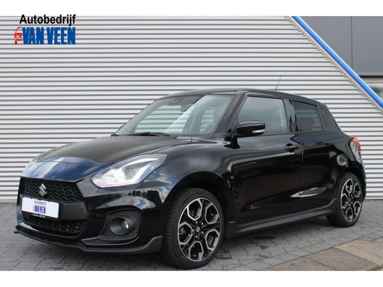 Suzuki Swift - 1.4 Sport SmartHybrid | Adap. Cruise | Navi | Clima | Camera - AutoWereld.nl