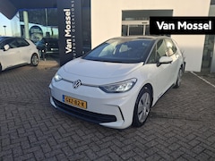 Volkswagen ID.3 - Pure Oranje Edition 52 kWh 170 PK | EM | Parkeersensoren | Apple Carplay | Android Auto |