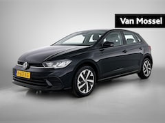 Volkswagen Polo - 1.0 TSI Life Business 95pk | navigatie | Apple Carplay/Android Auto | Parkeer sensoren voo