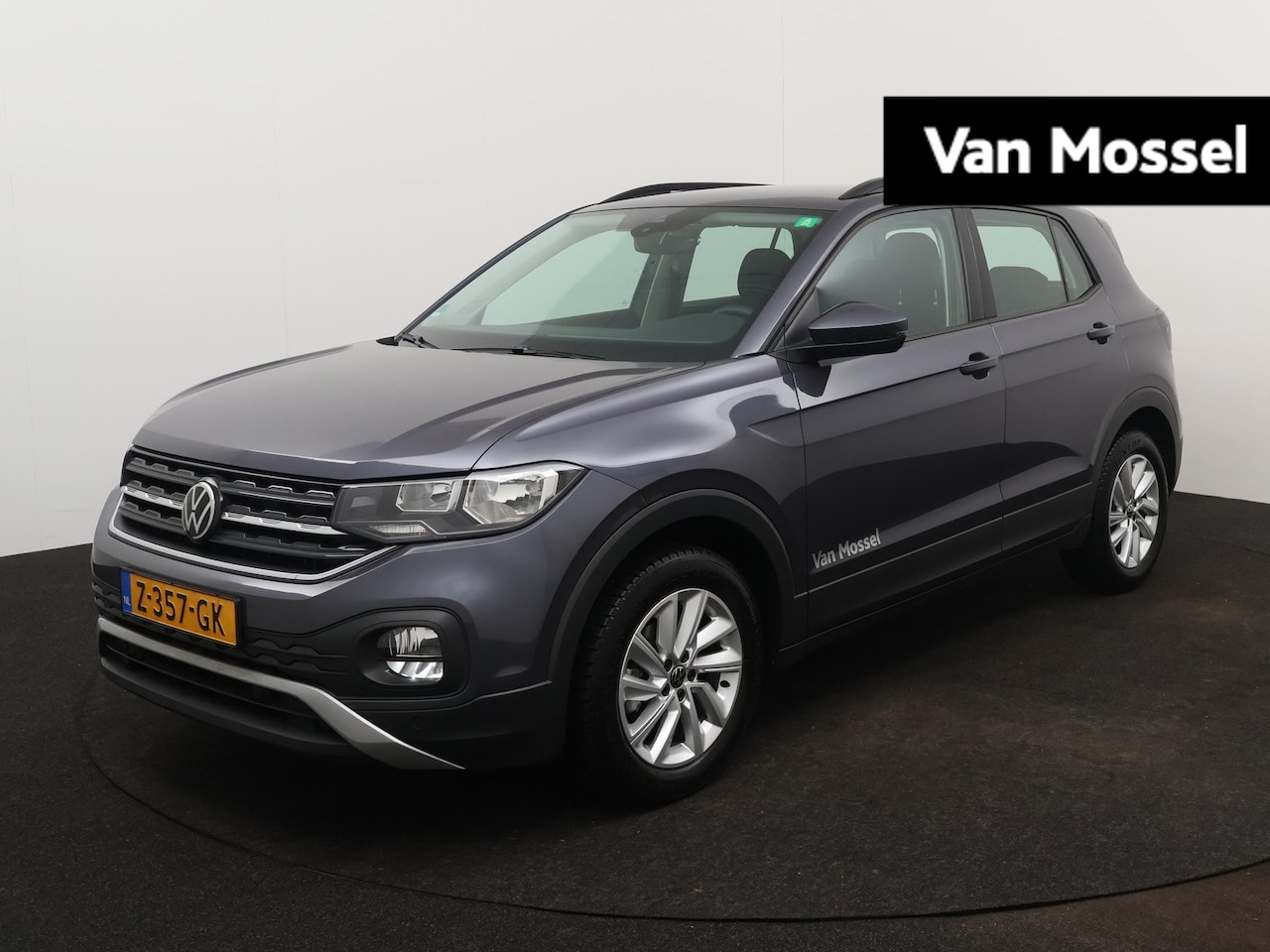 Volkswagen T-Cross - 1.0 TSI Life Demo | Parkeersensoren Achter | Navigatie | App Connect | Lichtmetalen Velgen - AutoWereld.nl