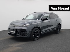 Volkswagen Tiguan - 1.5 eHybrid R-Line Edition 204 PK | Demo | Automaat| Black Style | Panoramisch- en Kantel