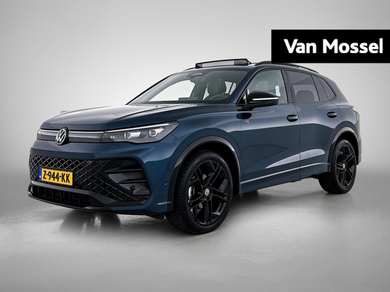 Volkswagen Tiguan - 1.5 eTSI R-Line Business | 150 PK | Automaat | Black Style | Leder | Ergo Stoelen (Memory - AutoWereld.nl