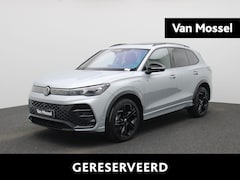 Volkswagen Tiguan - 1.5 eHybrid R-Line Edition 204 PK| Trekhaak | Panoramadak | Lederen Stoelen Met Geheugen |