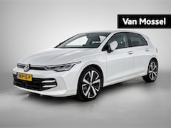 Volkswagen Golf - 1.5 eHybrid Life Edition | Automaat | 360 graden Camera | Climate Control | Apple Carplay