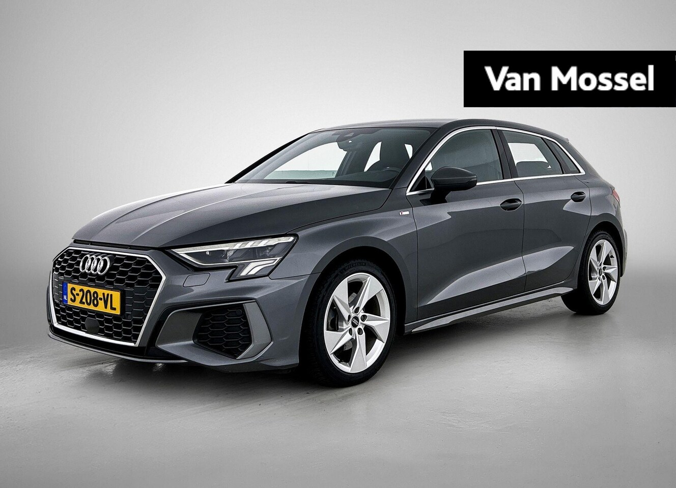Audi A3 Sportback - 30 TFSI S edition 110 PK | Automaat | Navigatie | Climate Control | Cruise Control | - AutoWereld.nl