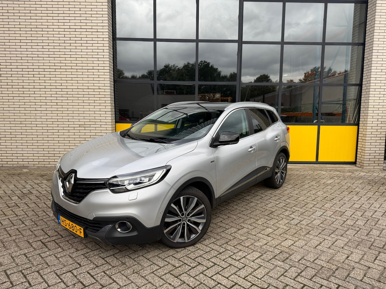 Renault Kadjar - 1.5 dCi Bose Trekhaak, Panorama Dak & vol leer - AutoWereld.nl