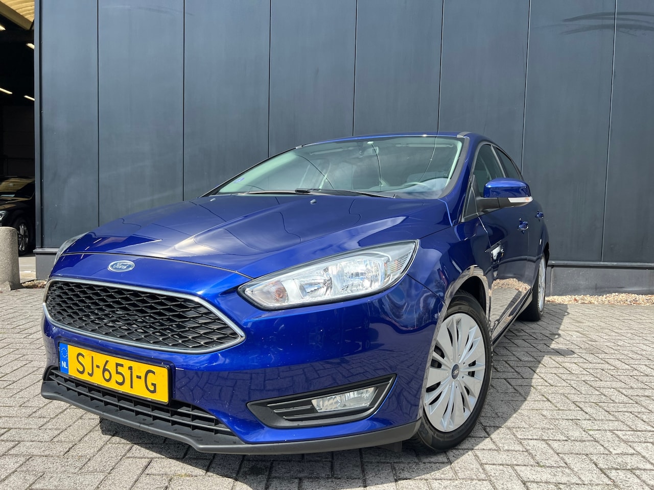 Ford Focus - 1.0 Trend Edition 2018 Navi/Trekh/CrContr/Nap - AutoWereld.nl