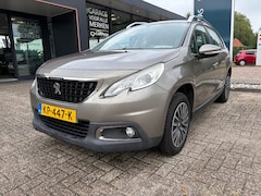 Peugeot 2008 - 1.2 Puretech Blue Lion Automaat ''Trekhaak - PDC - Navi ''