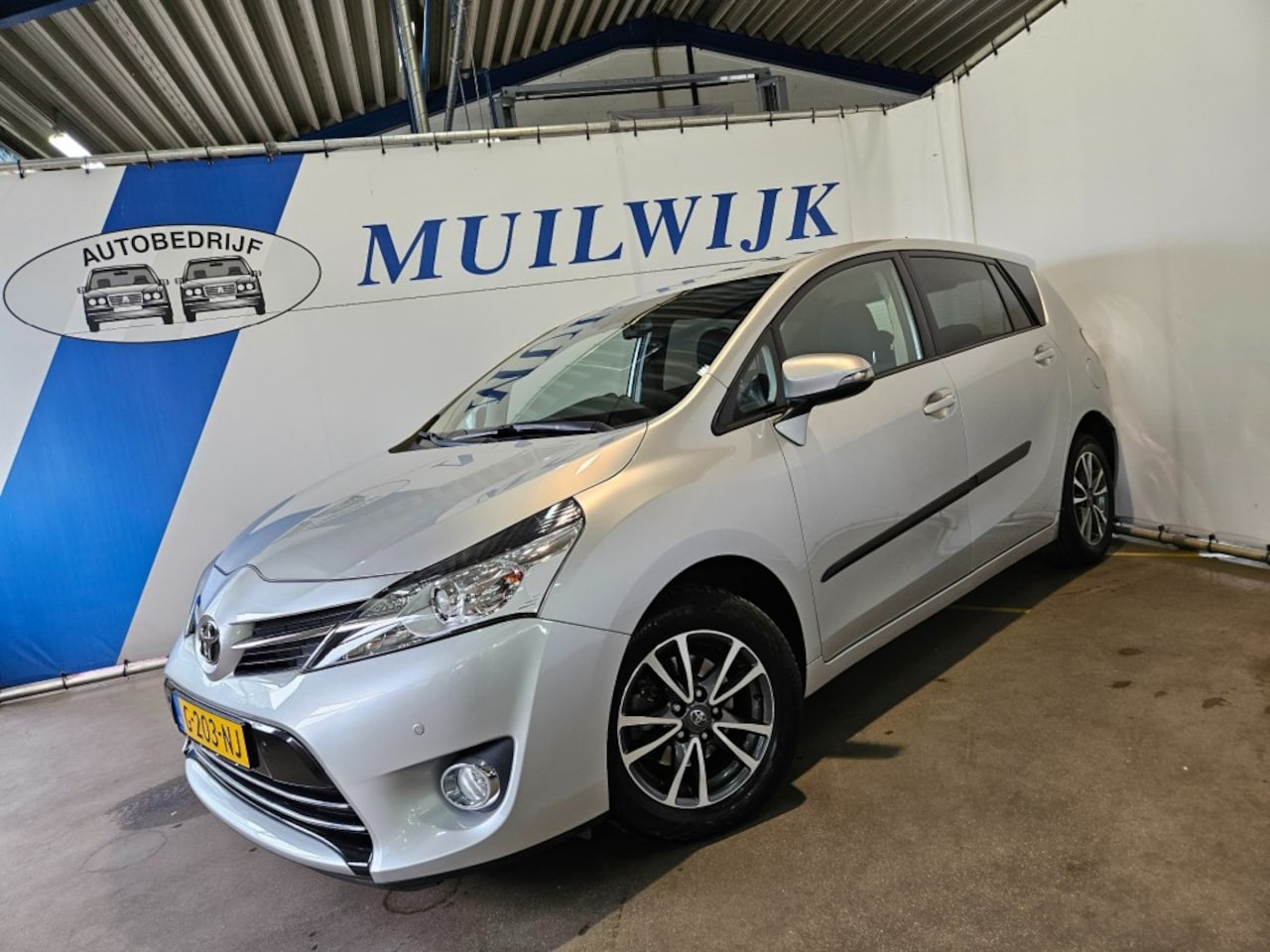 Toyota Verso - 1.8 VVT-I ASPIRATION / Trekhaak / Camera / Navi - AutoWereld.nl