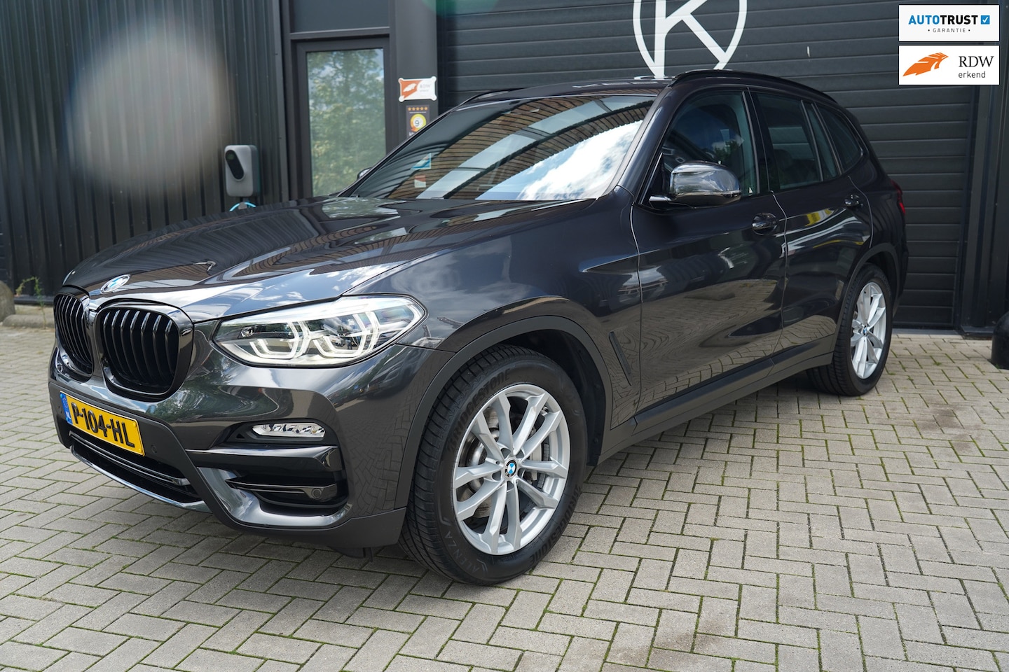 BMW X3 - XDrive30i High Executive ZEER NETTE! LEER/LED/PANO/STOELVERW/TREKHAAK/BUSINESS PRO/DEALERO - AutoWereld.nl