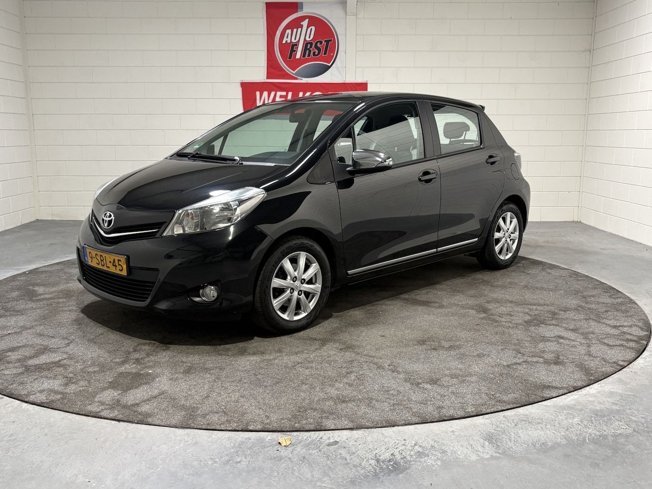 Toyota Yaris - 1.0 VVT-i Trend 1.0 VVT-i Trend, Achteruitrijcamera, Climate Airco, Navigatie, Volledig onderhouden, Isofi - AutoWereld.nl