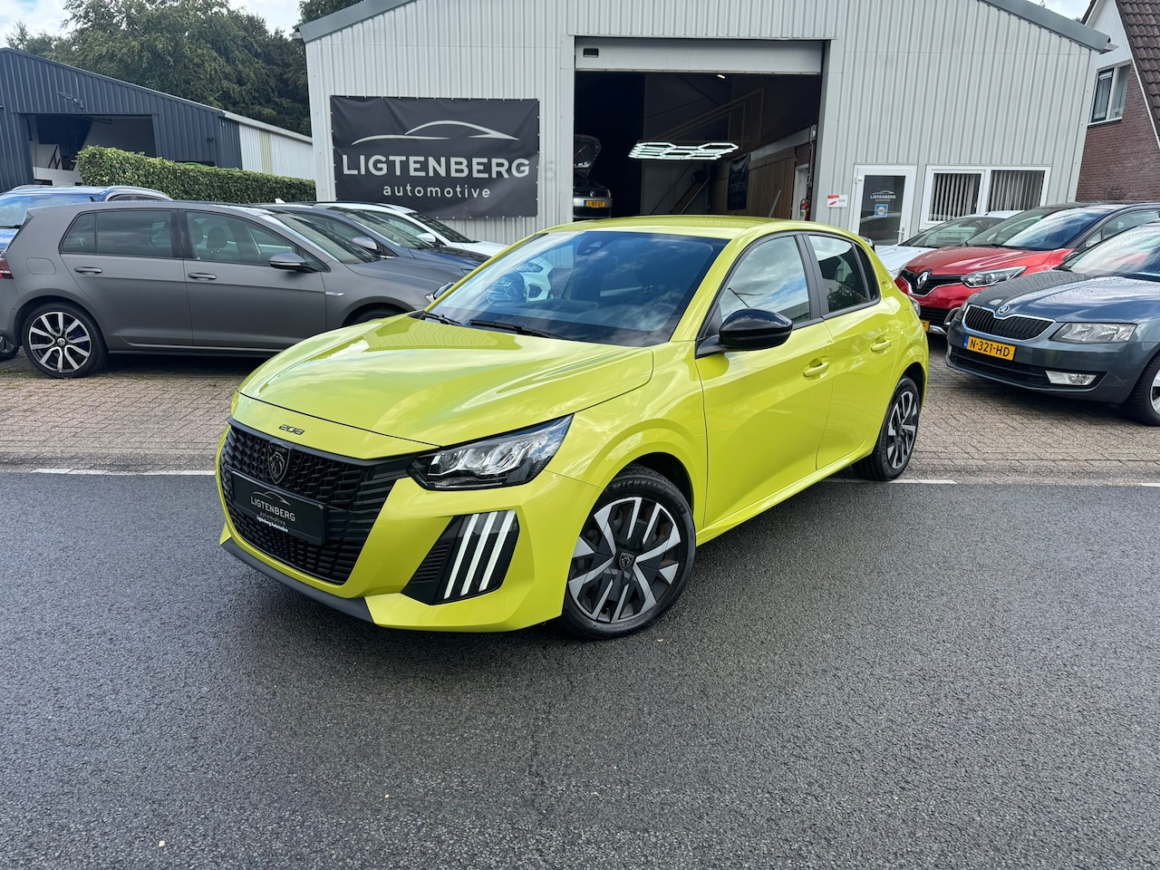 Peugeot 208 - 1.2 Hybrid 110 e-DCS6 Style 1.2 Hybrid 110 e-DCS6 Style - AutoWereld.nl