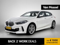 BMW 1-serie - 118i High Executive | M PAKKET | SFEERVERLICHTING | PARKEERSENSOREN | STOELVERWARMING | CR