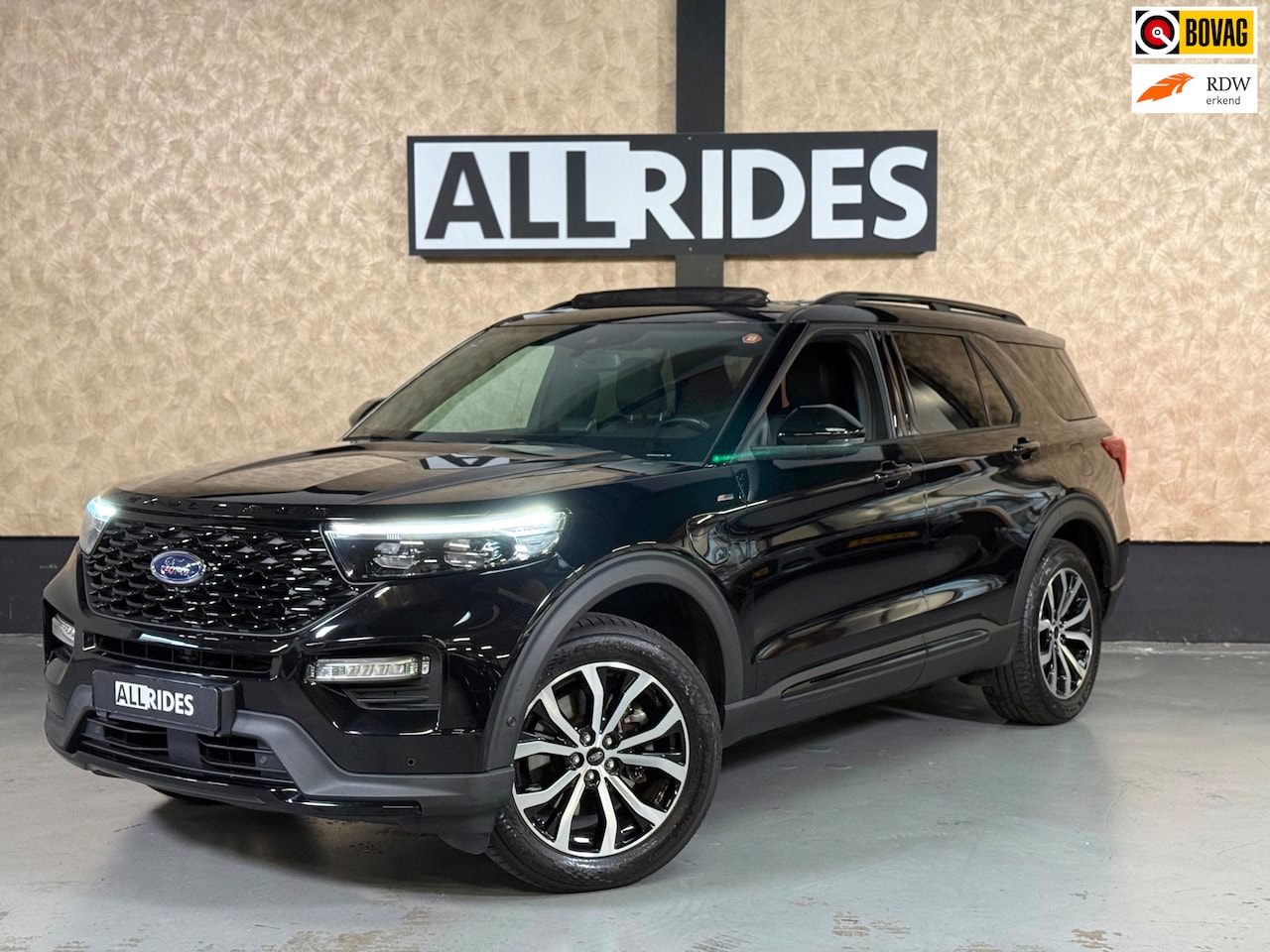 Ford Explorer - 3.0 V6 EcoBoost PHEV ST-Line | Pano | Carplay | Stuur/Stoelverwarming | Trekhaak | Stoelve - AutoWereld.nl
